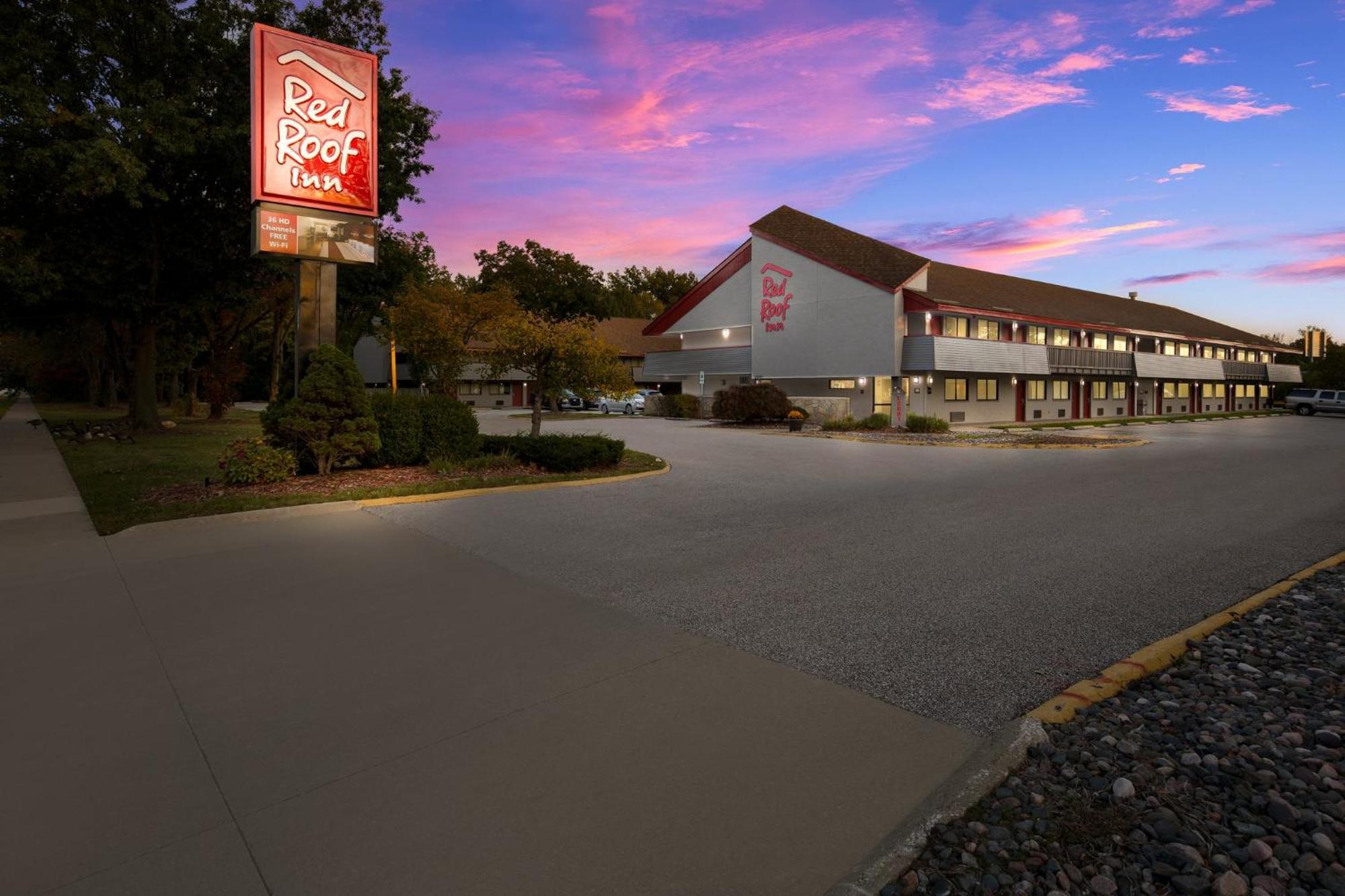 Red Roof Inn Cleveland - Westlake Εξωτερικό φωτογραφία