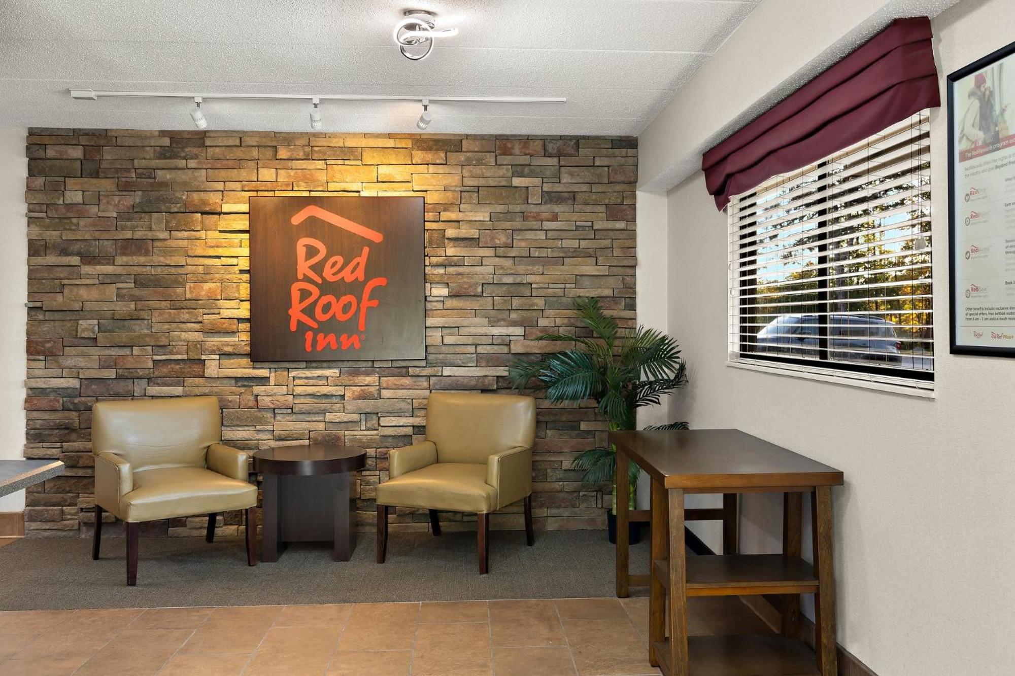 Red Roof Inn Cleveland - Westlake Εξωτερικό φωτογραφία